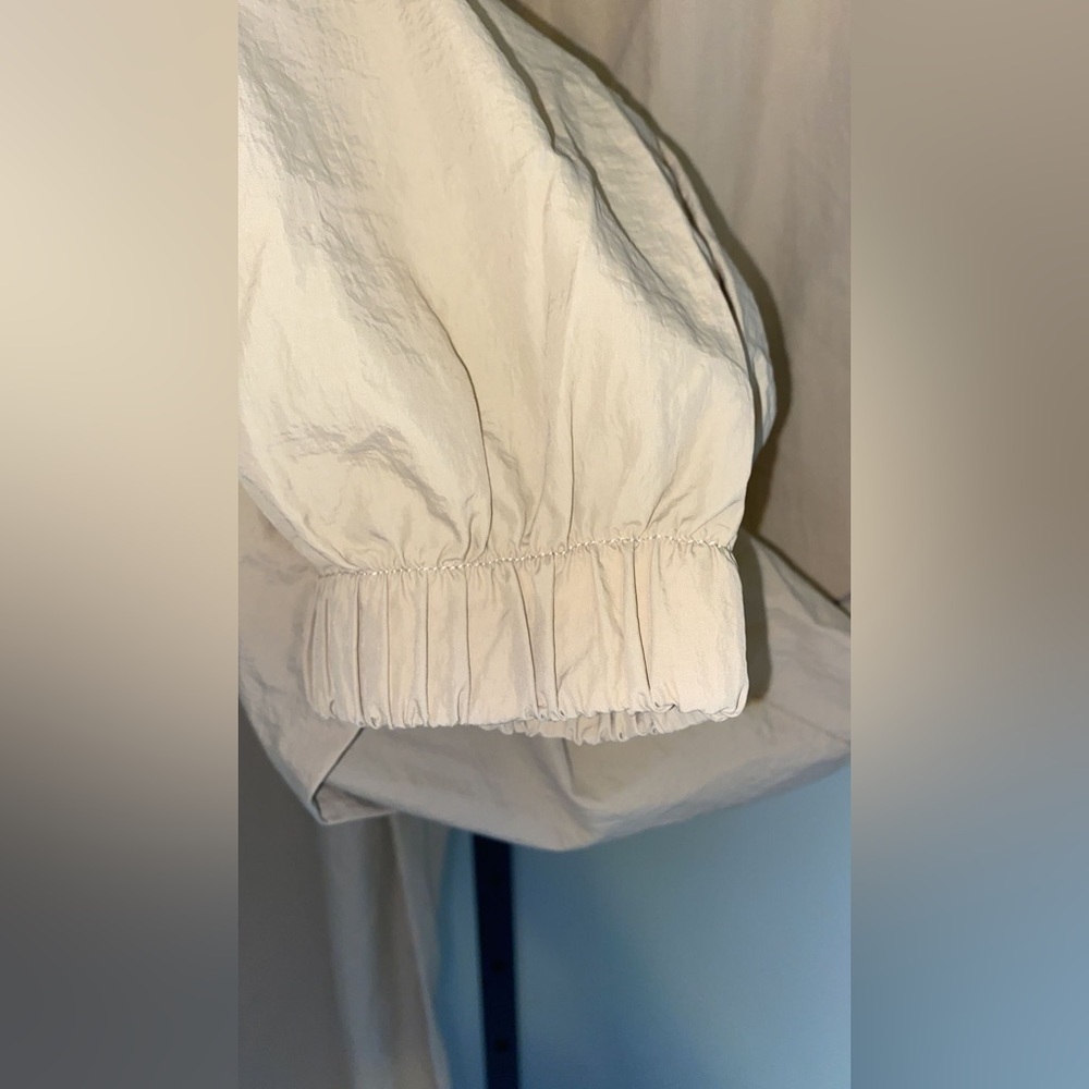 Topshop Curve balloon parachute linen trouser in sage - Picture 8 of 9